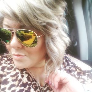 Meet your Posher, Becky